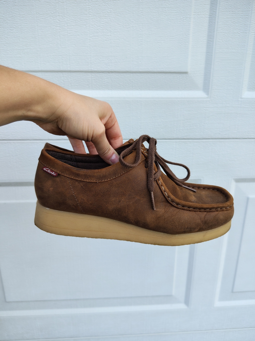 Clarks Women’s Brown Suede Wallabee Lace-Up Shoe 7